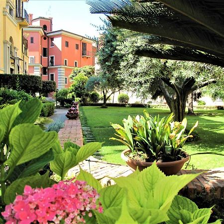 Duchi Di Castro Chic Apartment Rome Exterior photo